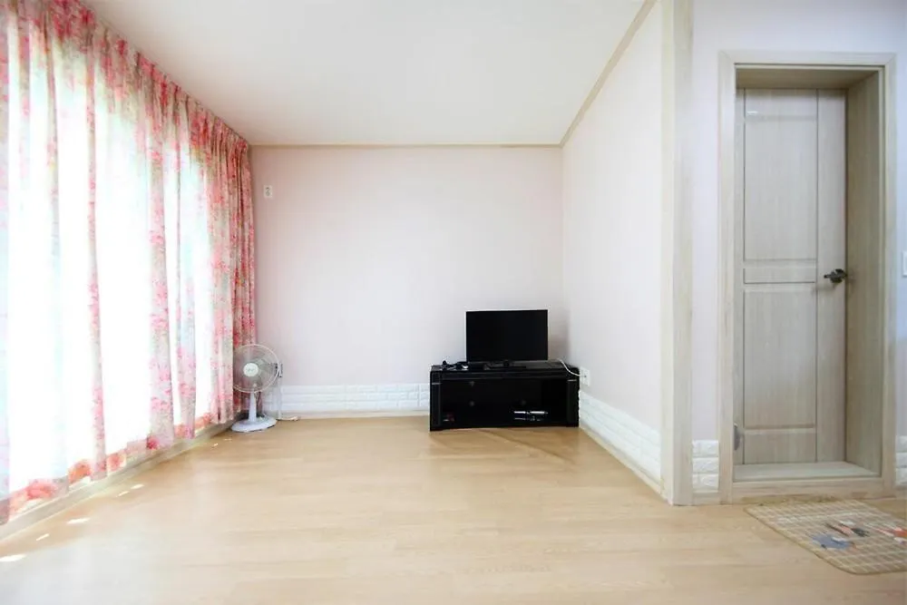 펜션 Incheon Dukjukdo Shimpyo Pension 인천 덕적도쉼표펜션 대한민국